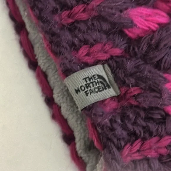 North Face | Pink Purple Woven Beanie - Picture 2 of 13